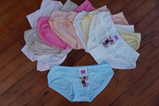 Quần chip cotton nữ 100k/set 10c