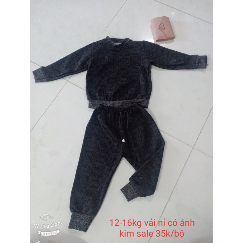 Bộ nỉ cho bé yêu đồng giá 30k. Mua 10 bộ còn 25k