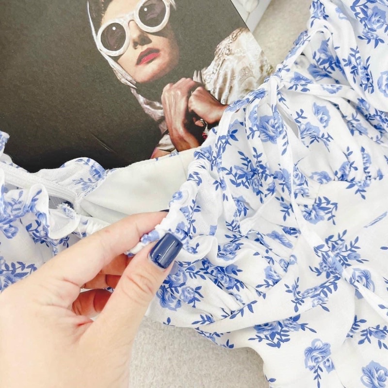 Hình chụp thật YenCloset - Đầm hoa xanh xẻ đùi thướt tha, nữ tính