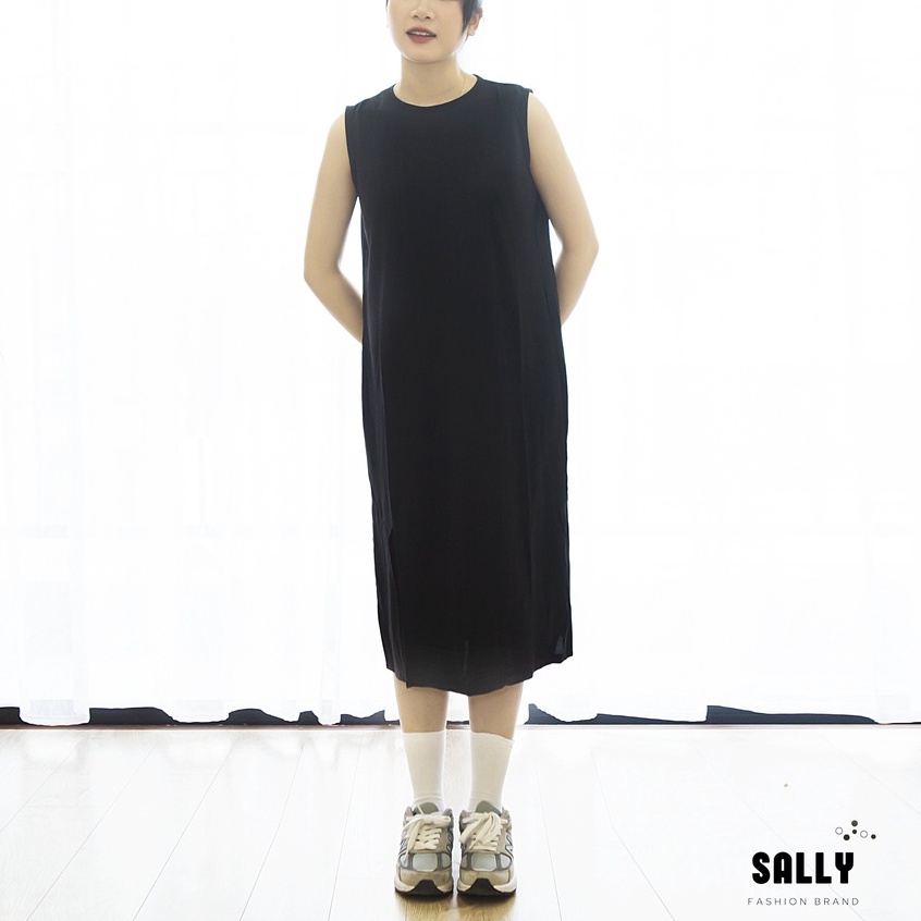 Váy suông sát nách