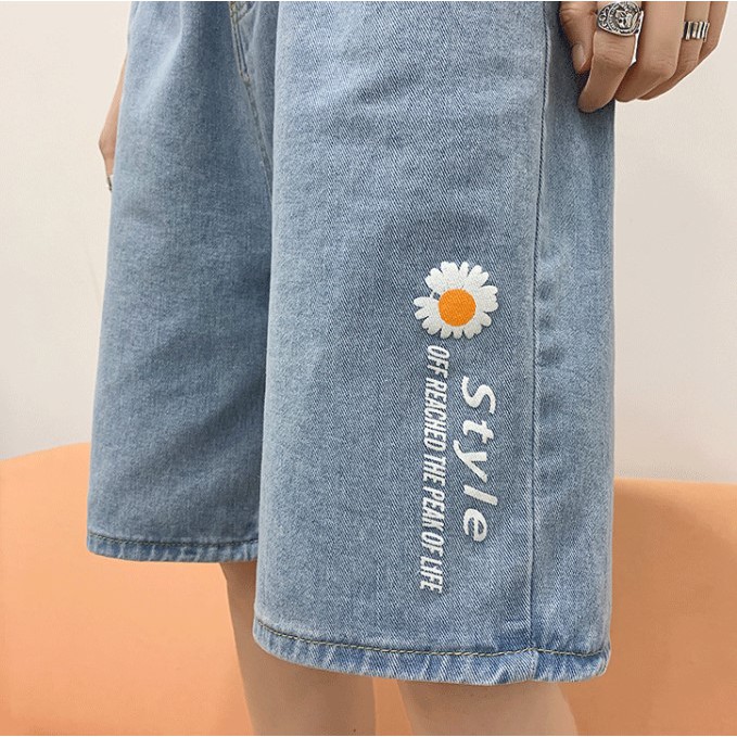 Quần short jean hoa cúc nam nữ Style ulzzang siêu hot | BigBuy360 - bigbuy360.vn