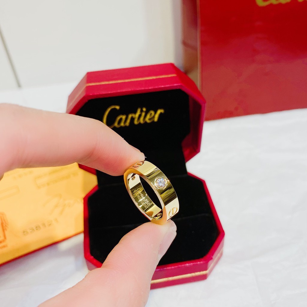 Nhẫn thép titan không gỉ catie cách hột mạ bạc , vàng