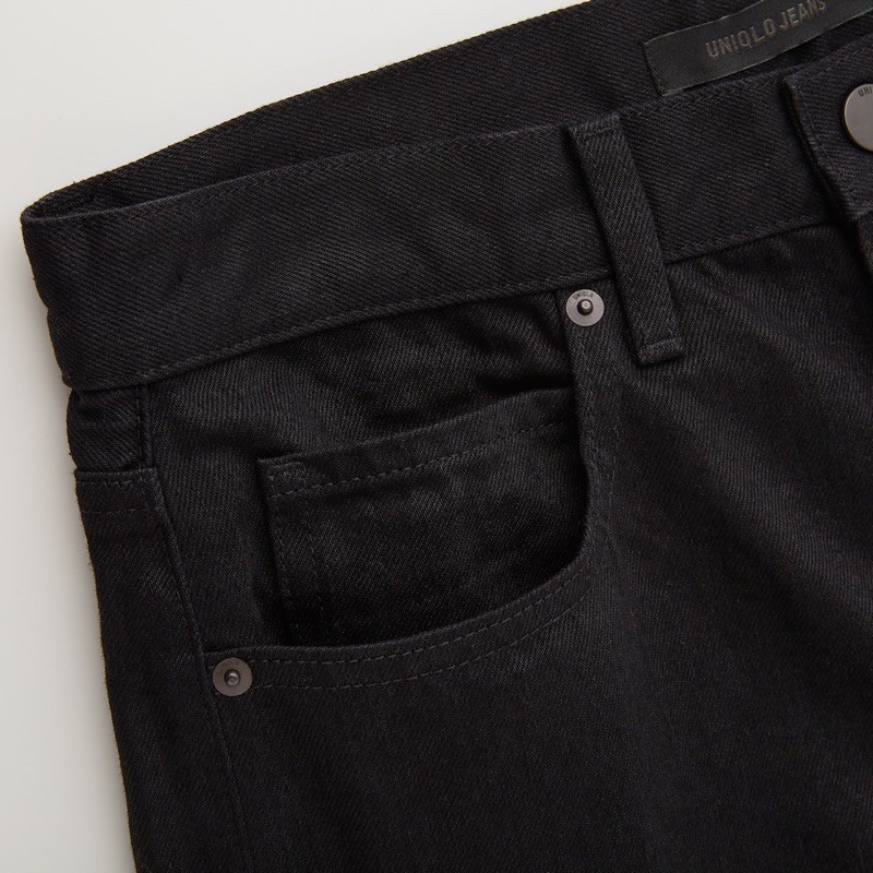 Quần bò jeans nữ ống đứng dòng U thời trang, năng động của UNIQLO - Nhật Bản