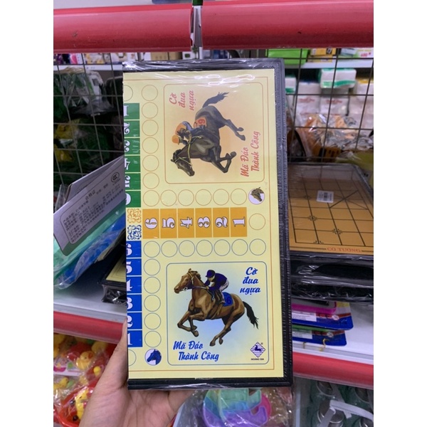 Bộ cờ cá ngựa gấp gọn tiện lợi