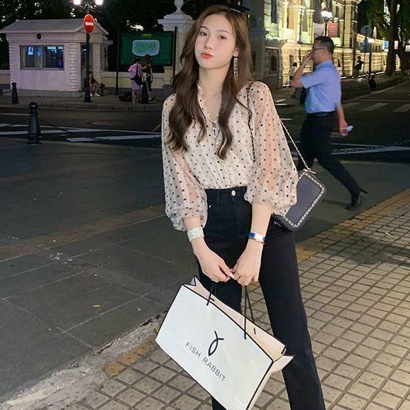 Áo sơ mi chiffon tay dài phồng phối ren họa tiết chấm bi thiết kế phong cách thời trang Pháp