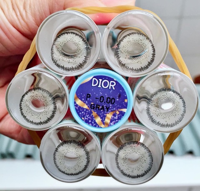 Lens xám Tây 50k/cặp