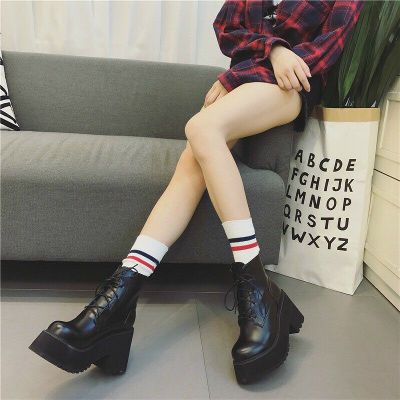 [ORDER TAOBAO] BOOT /GIÀY BOOTS DA NỮ CAO CỔ NGẮN ĐẾ CAO ĐEN BUỘC DÂY CHẤT XỊN (ẢNH THẬT Ở CUỐI)