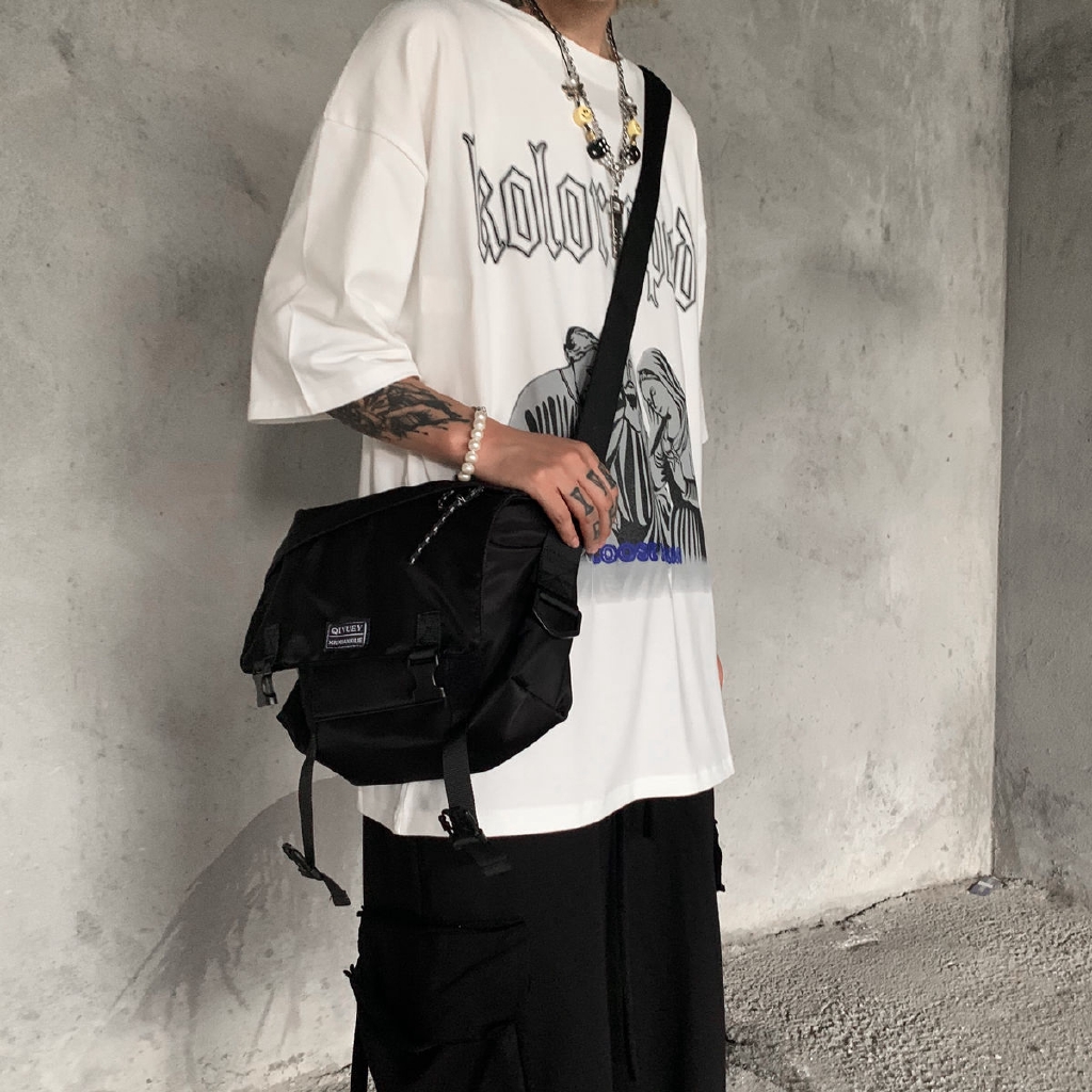 Túi đeo chéo phong cách Harajuku màu tối thời trang đường phố cá tính | BigBuy360 - bigbuy360.vn