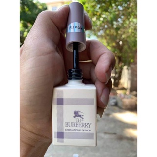 sơn gel đen trắng buberry