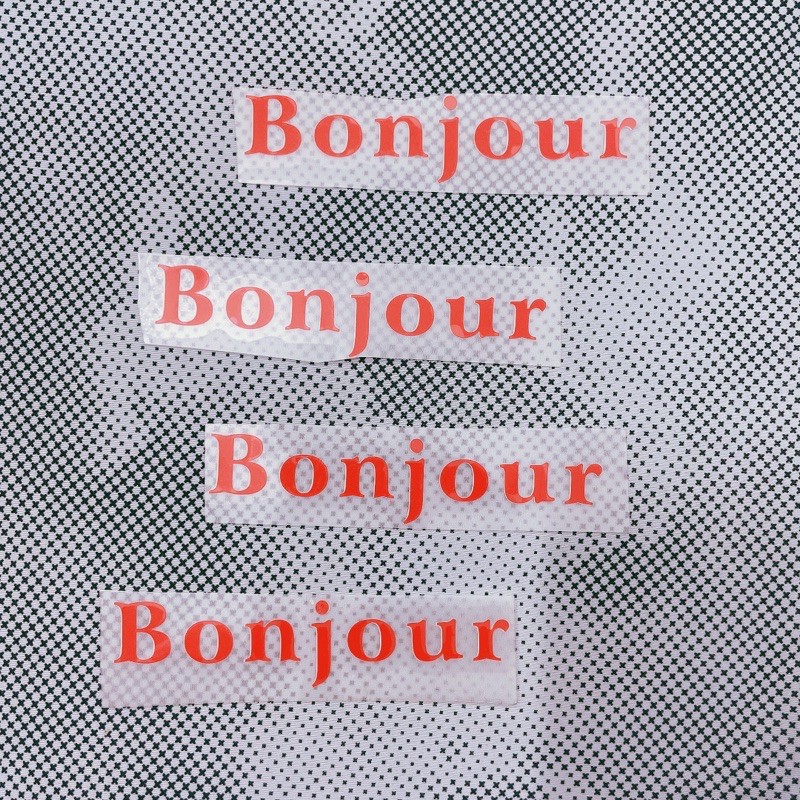 Decal Logo Sticker Patch in áo ủi trực tiếp lên vải chữ Bonjour đỏ