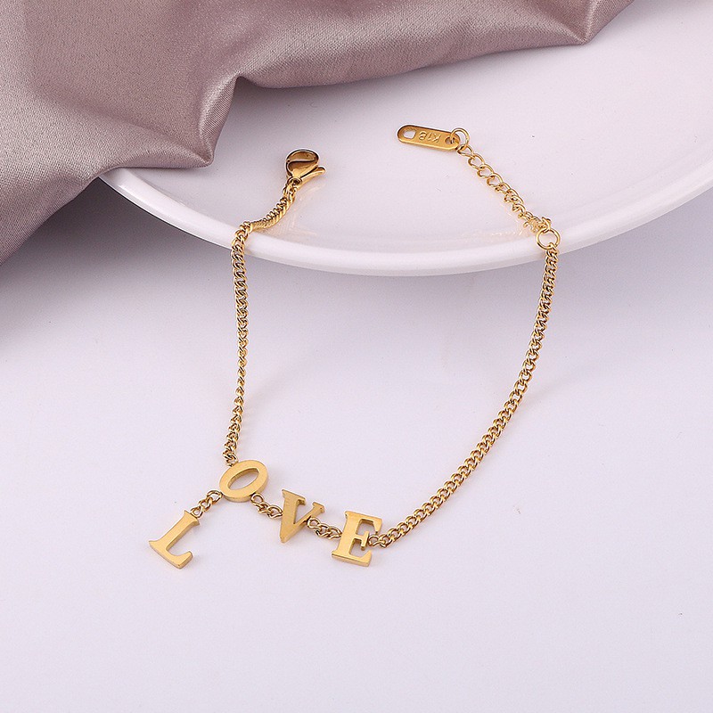 Vòng đeo tay bằng thép titan mạ vàng 18k mặt hình chữ love đơn giản xinh xắn cho nữ