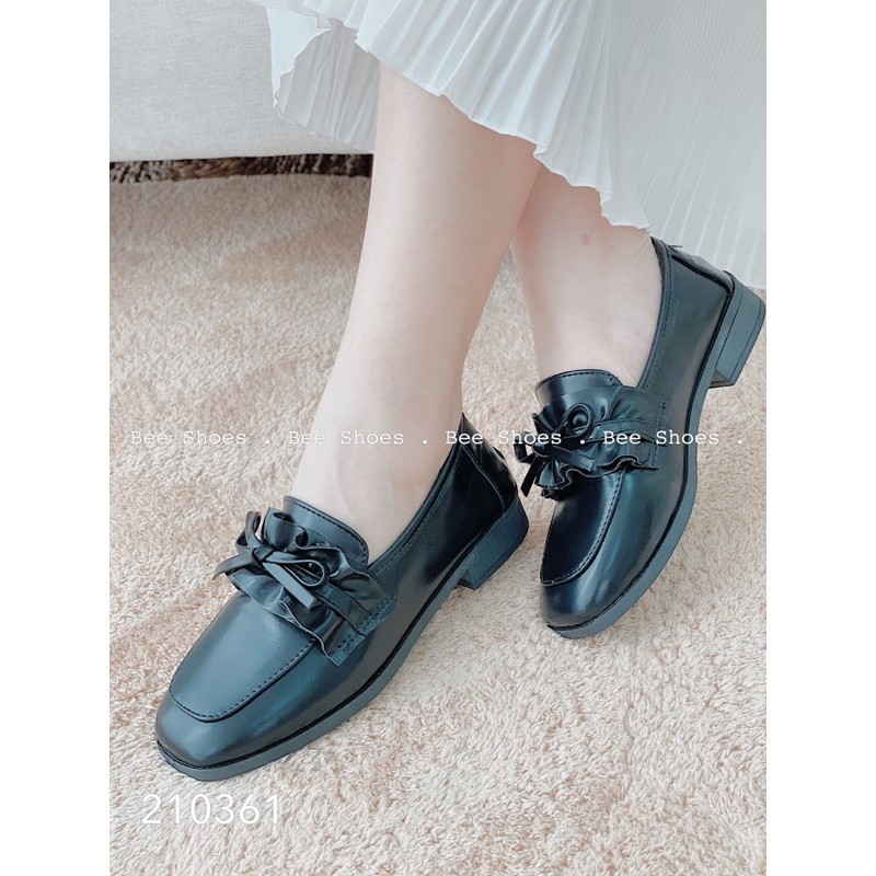 BEESHOES - GIÀY BÚP BÊ NỮ MŨI VUÔNG NƠ - GIÀY BÚP BÊ NỮ BÈO NƠ MŨI VUÔNG ĐẾ VUÔNG CAO 2 PHÂN SẴN MÀU ĐEN 210361