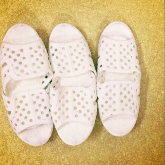 Dép tổ ong cho bé 2 loại