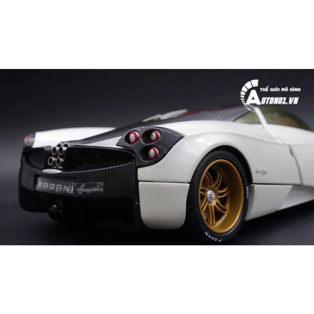 MÔ HÌNH PAGANI HUAYRA WHITE 1:18 GTAUTOS 1296