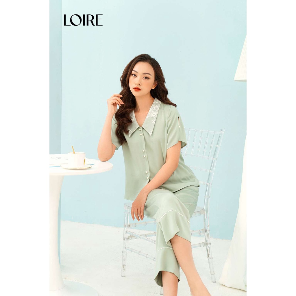 Bộ Đồ Ngủ Lụa Cổ Ren Phối Cúc Ngọc Loirechic LPN12