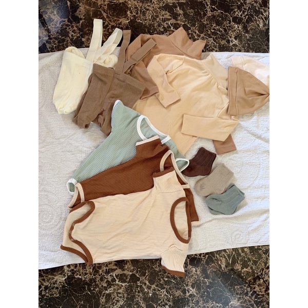 3 chiếc bodysuit tông hàn quốc cho bé