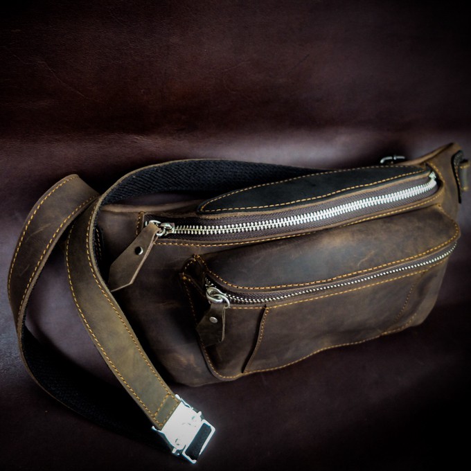 Túi chéo da bò Manuk Rus nâu đen - Manuk Leather Design