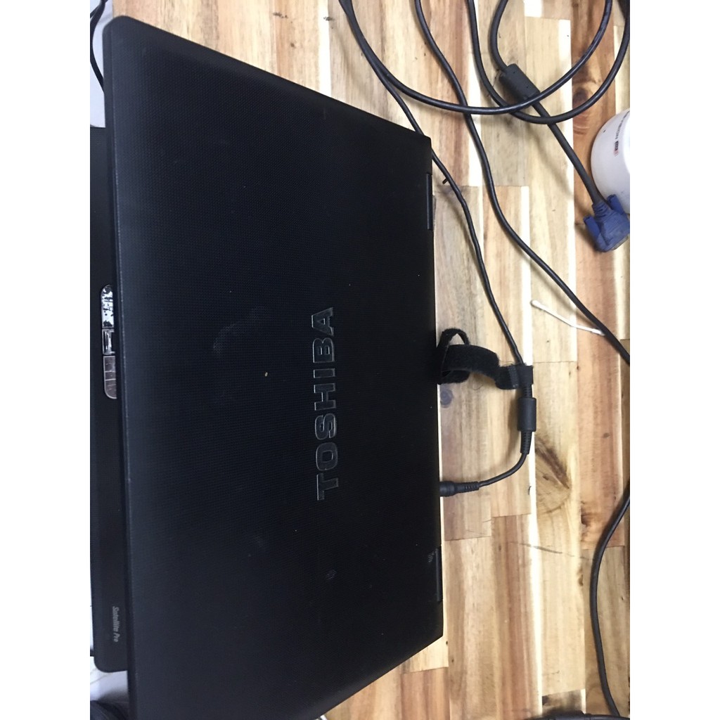 LAPTOP TOSHIBA S500 I5 RAM 4G HDD 500G