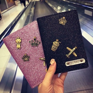 Order Thái - vỏ passport và ví dập charm