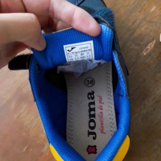 Giày thể thao hiệu Joma