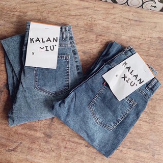 Quần Jeans Ôm Rách Kiểu