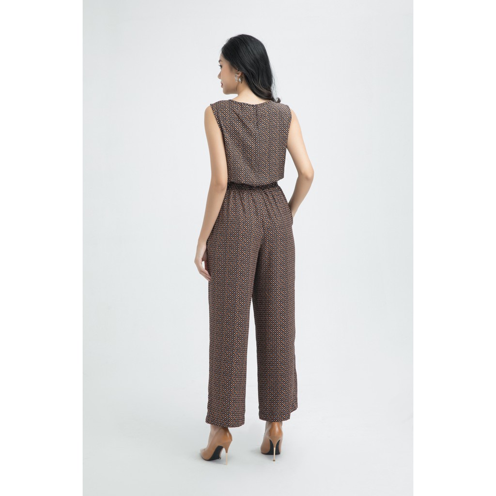 [NHẬP WABRTL5 GIẢM 10% TỐI ĐA 50K ĐH 250K ]Jumpsuit lụa họa tiết in hình thiết kế IVY moda MS 18C5591