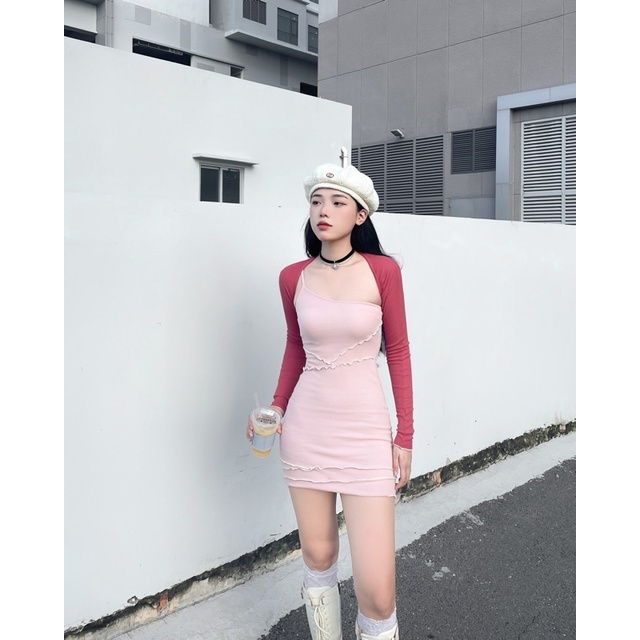 Set váy body kèm cardigan cuốn biên trắng sexy đi chơi hẹn hò