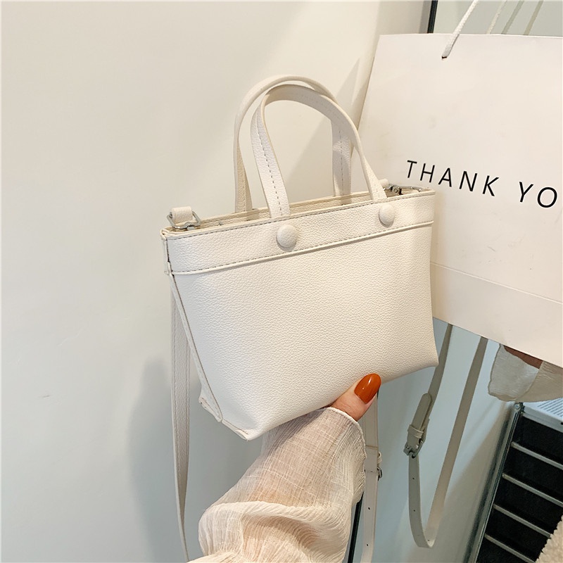 Năm Mới, Túi Nhỏ Tinh Tế Phổ Biến Năm 2022 Được Thiết Kế Cho Bé Gái Vào Mùa Hè. Túi Xách bucket Thời Trang Dạo Phố Sành Điệu