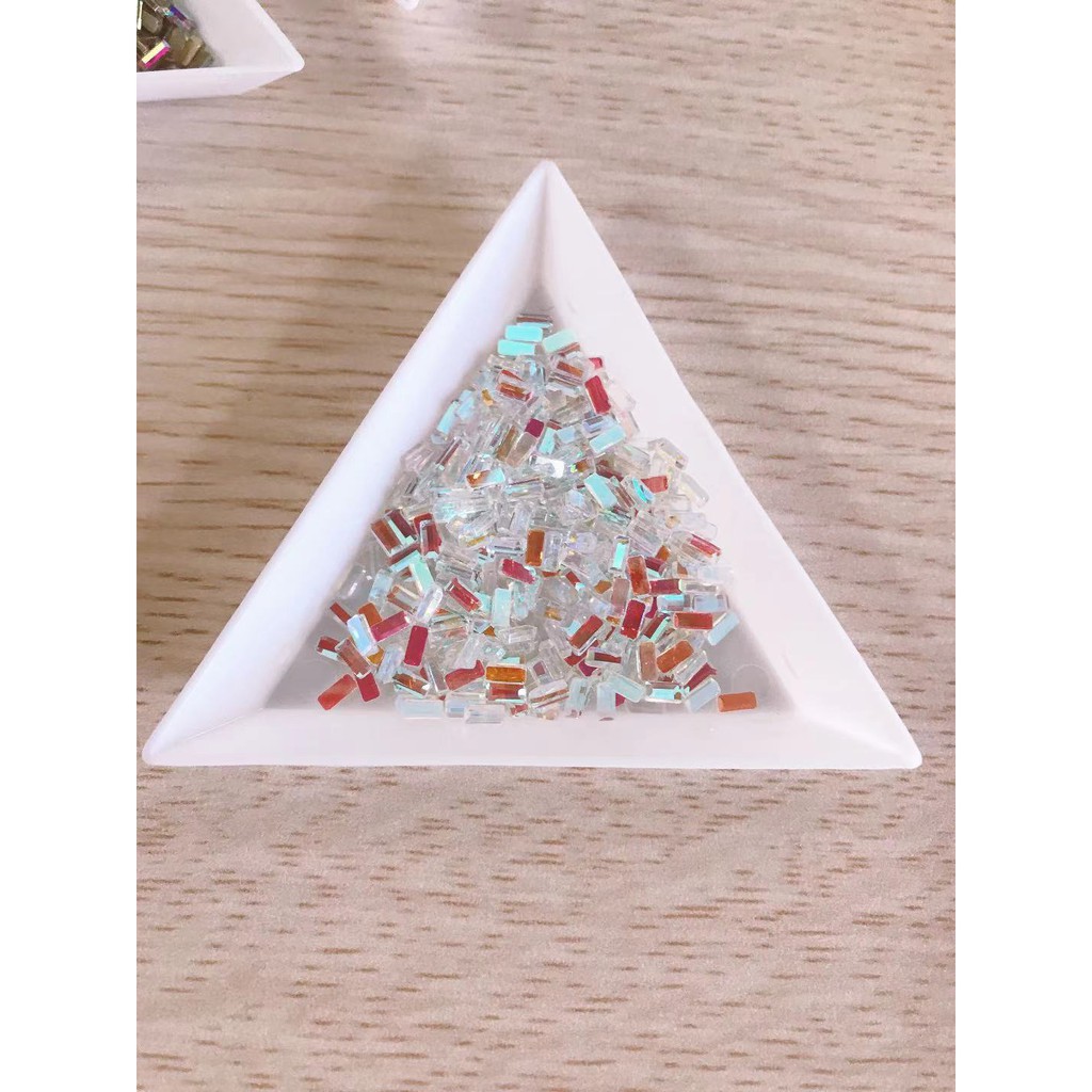 Đá size nhí chân bằng hình chữ nhật nhỏ siêu sáng khoảng 50v/ hũ, SIZE NHÍi