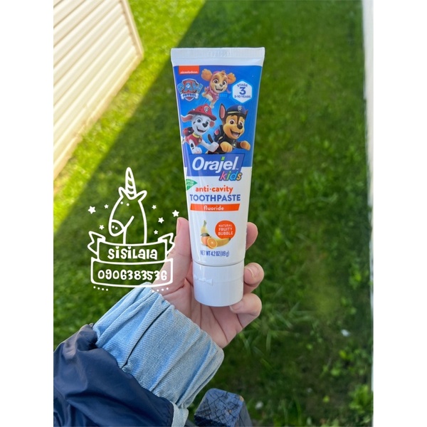 Kem đánh răng Orajel cho bé trên 2 tuổi