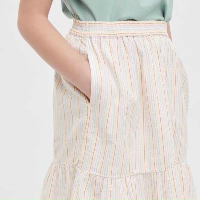 Chân váy XẾP LY UNIQLO SIZE 150