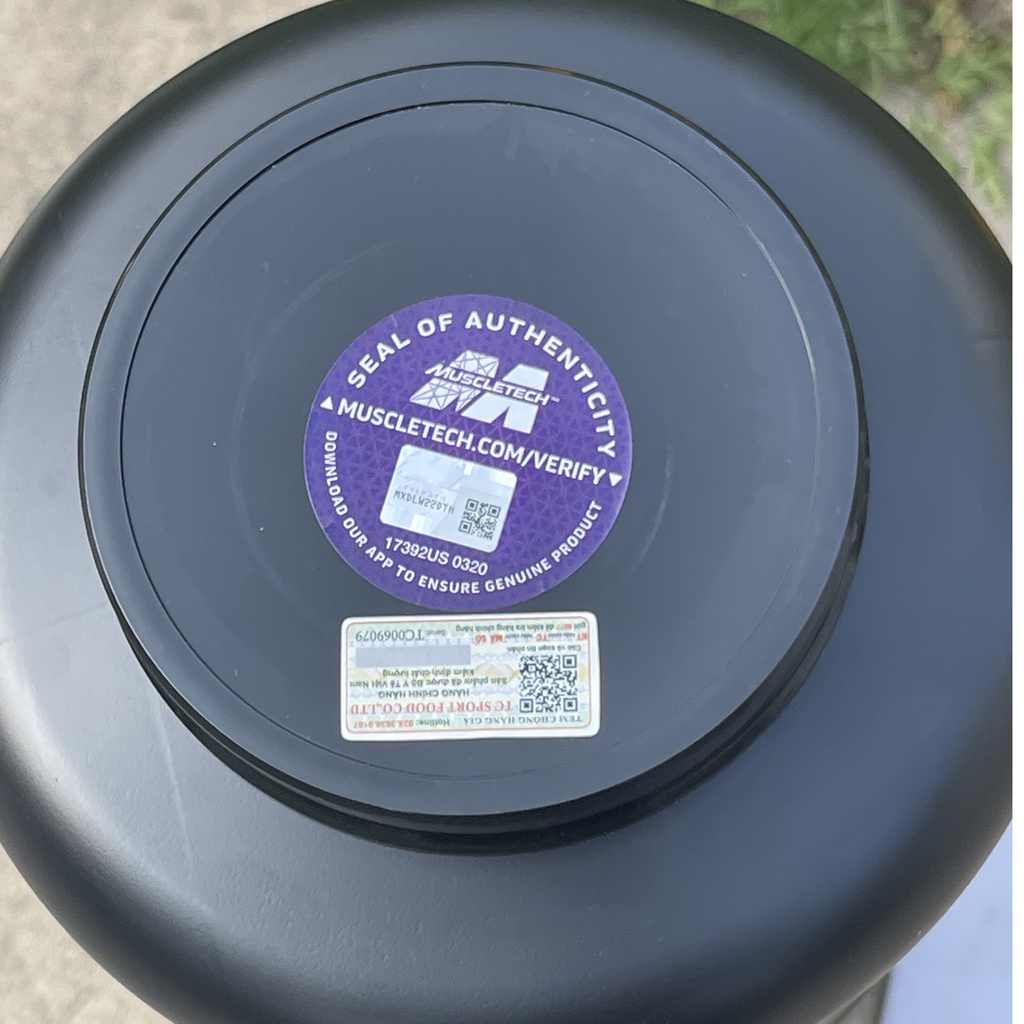 Sữa tăng cân tăng cơ MASS TECH EXTREME 2000 của MuscleTech hương Chocolate - Phân phối chính thức