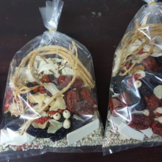 Thuốc Bắc Hầm Gà