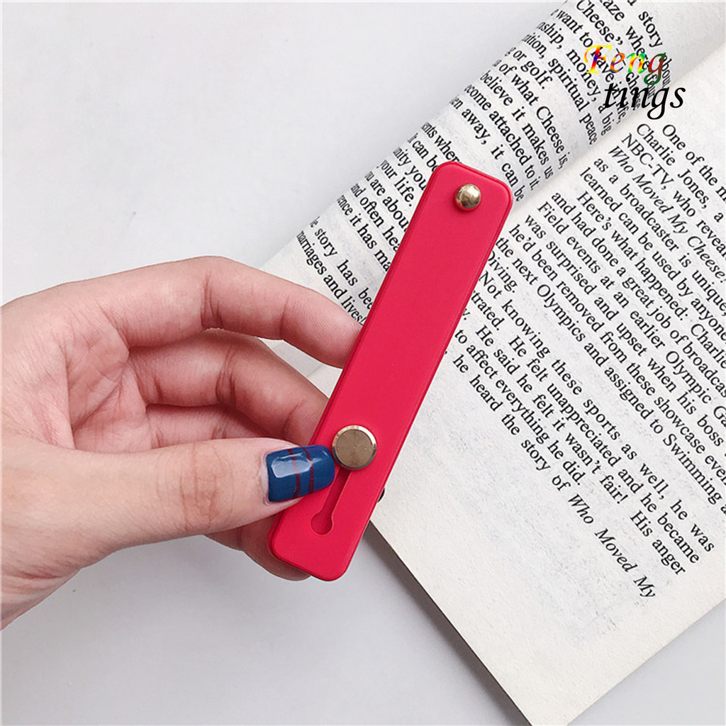 Giá đỡ điện thoại kiểu vòng xỏ ngón tiện dụng