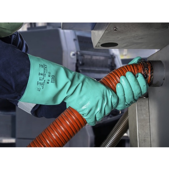 Găng Tay Chống Hoá Chất Excia CT 135 Bằng Cao Su Phủ Nitrile Siêu Bền