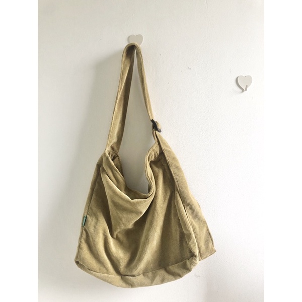 Túi đeo chéo cỡ lớn vải tike mềm ulzzang Hàn Quốc (điều chỉnh đuoc chiều dài quai )