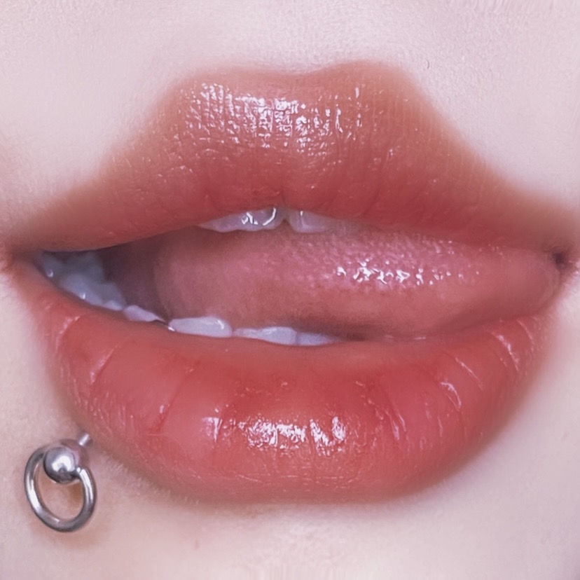 Khuyên xỏ lỗ môi hình tổ yến có lỗ xỏ tai cho nữ