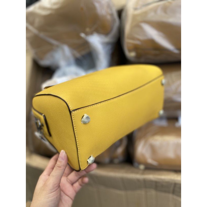 Coach trống NEW f79946👑