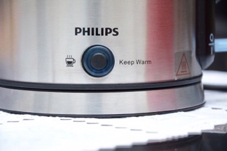 Siêu tốc 1.7L Philips HD9316