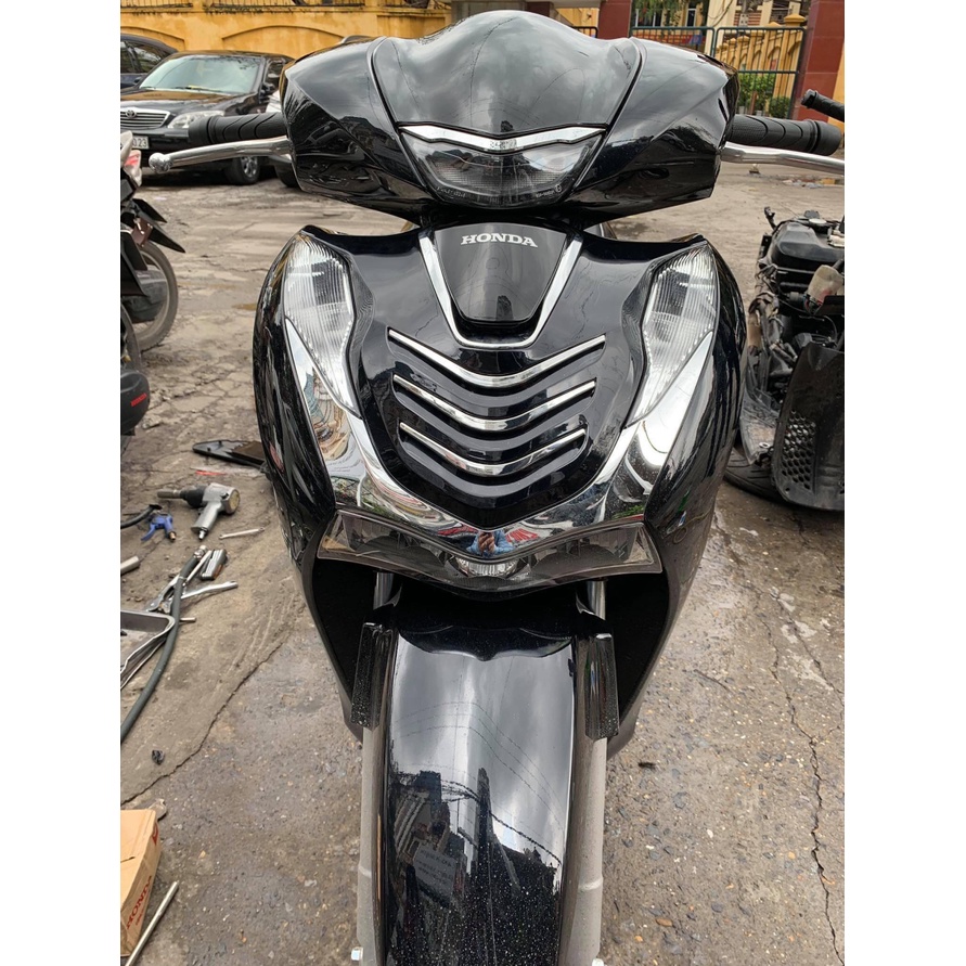 Mặt nạ xe SH 150 đời 2020 kiểu 3 sọc xi Greennetwokrs