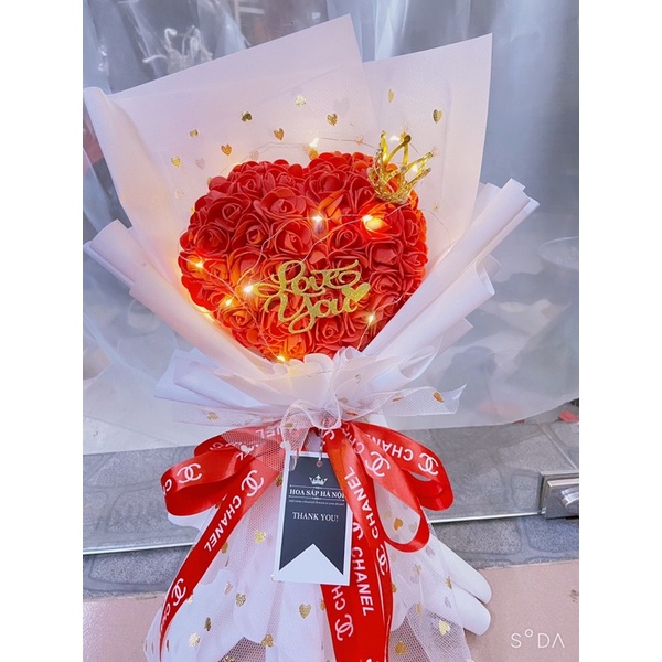 Hoa sinh nhật-quà 20/10: bó hoa hồng tim kết hợp vương miệng tặng kèm đèn nháy và thiệp