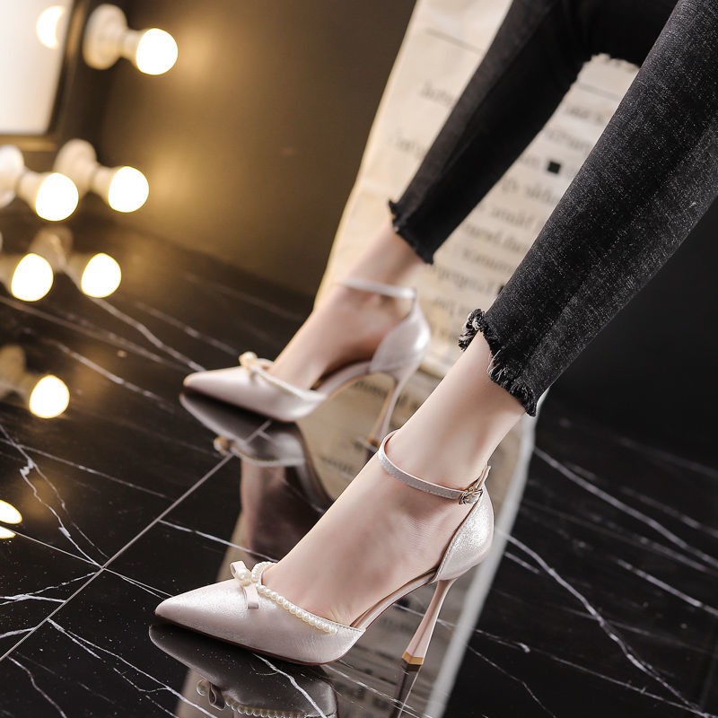 ❀French pearl small high-heeled shoes design sense of niche temperament dress annual meeting single female stiletto buckle fragrance