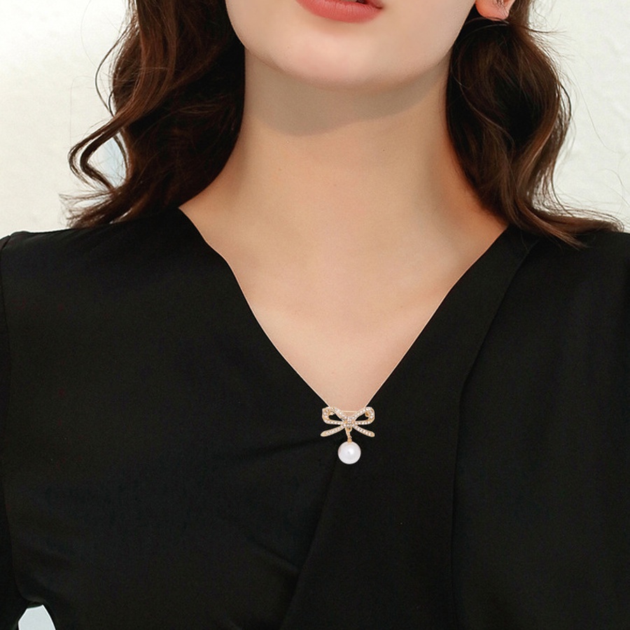 Ghim Cài Áo Hình Nơ Đính Ngọc Trai Nhân Tạo Thời Trang