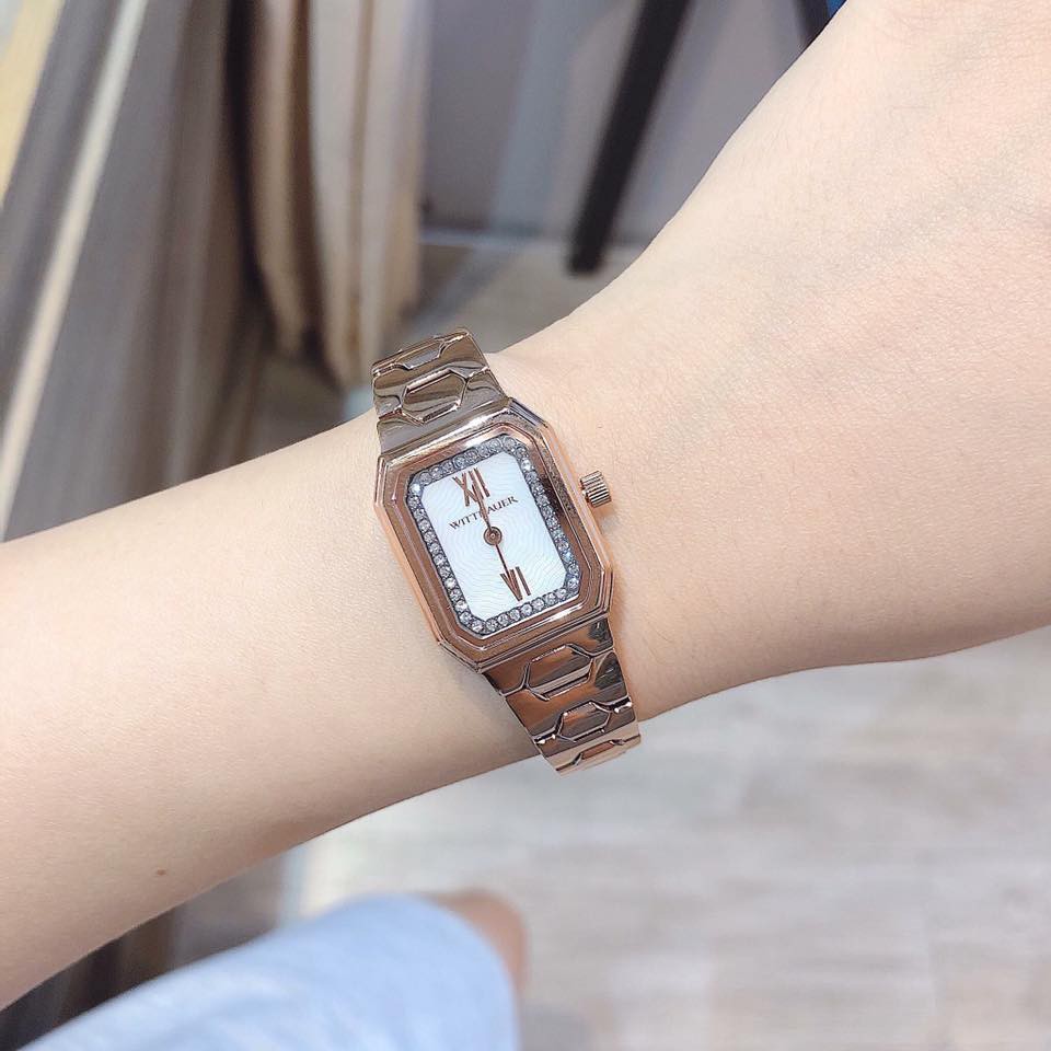 Đồng hồ nữ Bulova Wittnauer chữ nhật nhỏ xinh màu rose