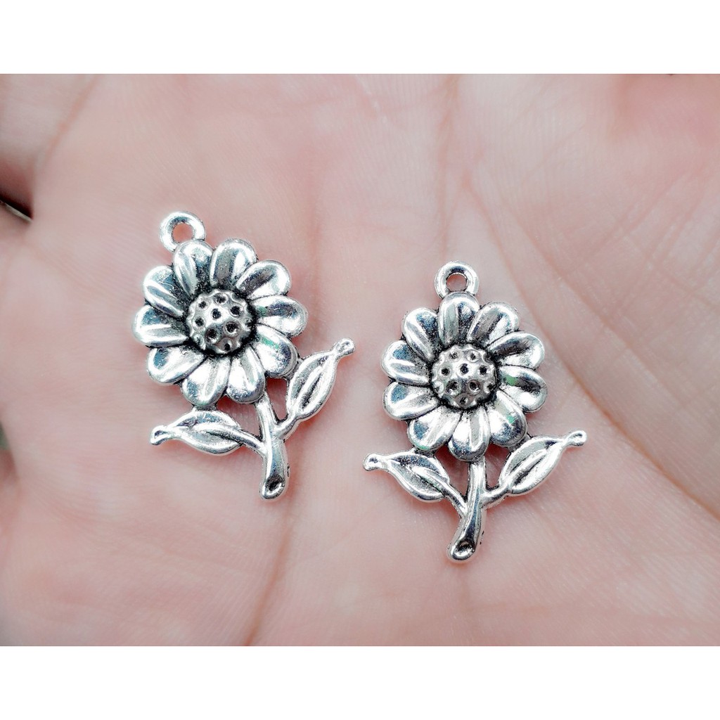 Charm bạc cổ sỉ : 50g / 1 gói = 18k - 23k [ charm giá sỉ ]