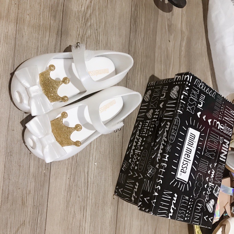 Giày nhựa thơm Melissa
