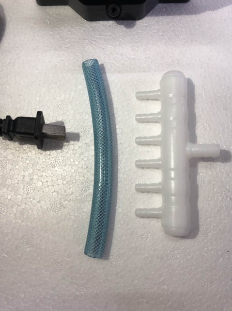 Máy Sủi Oxy 6 Vòi Resun AP-30 16W (Hàng Công Ty)