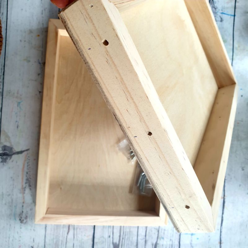 Khung gỗ a4 20x30cm kèm móc treo và móc khóa