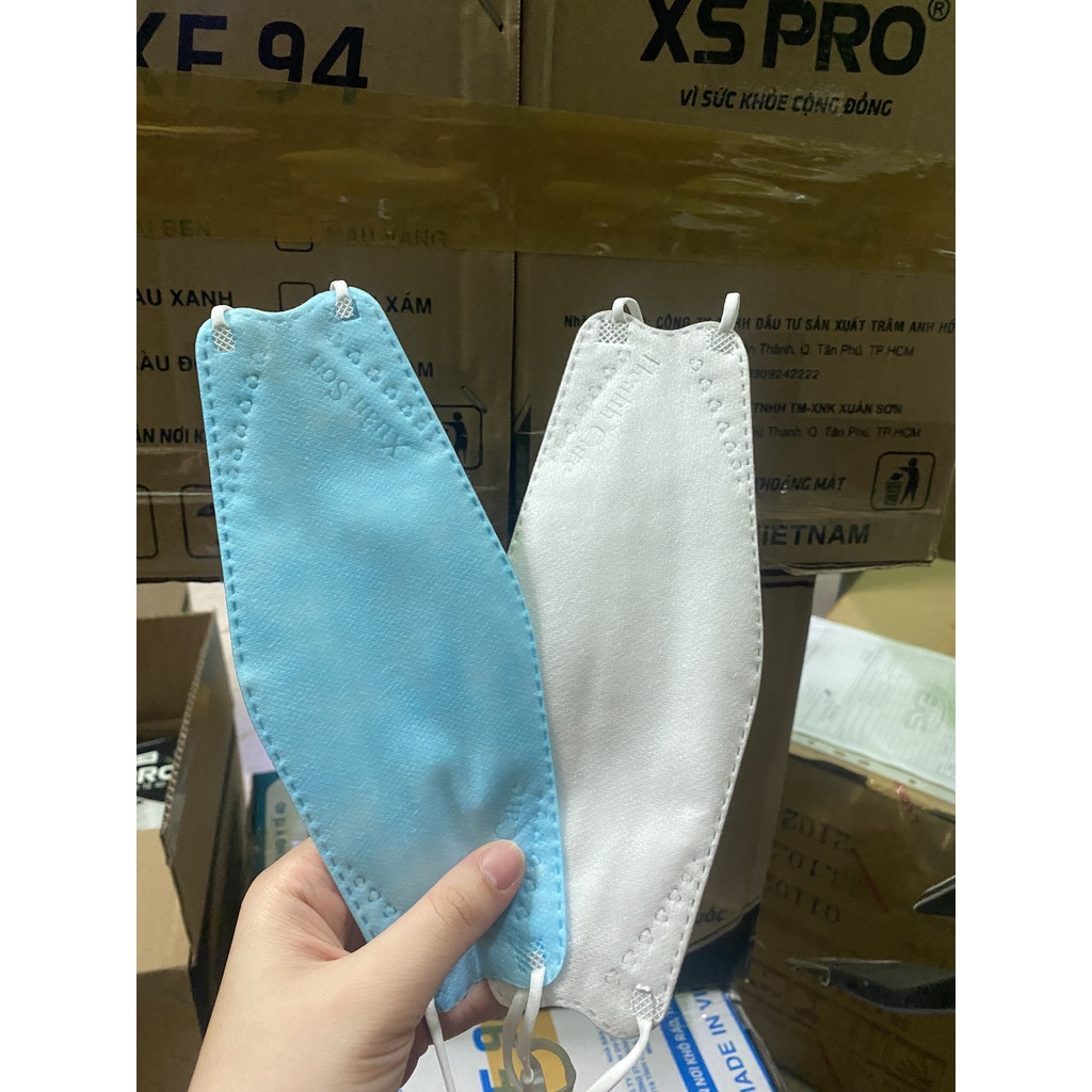 Khẩu trang KF94 4D XS Pro Xuân Sơn 4 lớp có màng lọc kháng khuẩn - 1 túi zip 10 cái