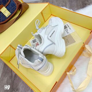 Giày sneakers  cao cấp độn đế 7 cm